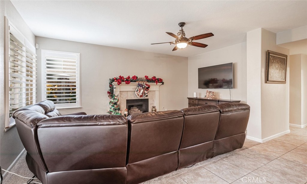 2170 W Beechwood Ave, Fresno, CA 93711