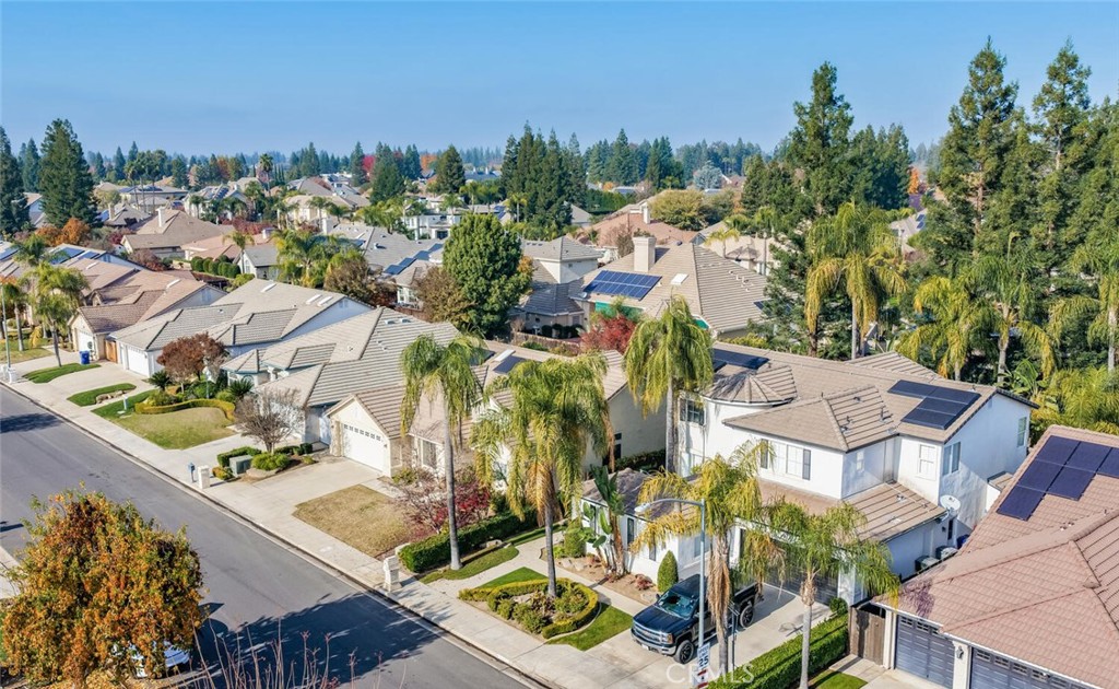 2170 W Beechwood Ave, Fresno, CA 93711