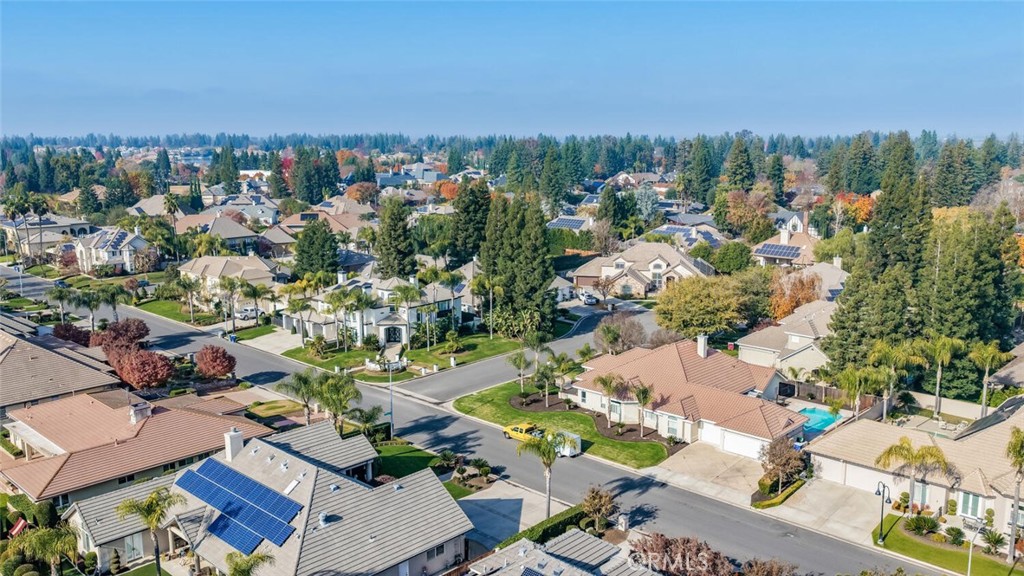 2170 W Beechwood Ave, Fresno, CA 93711