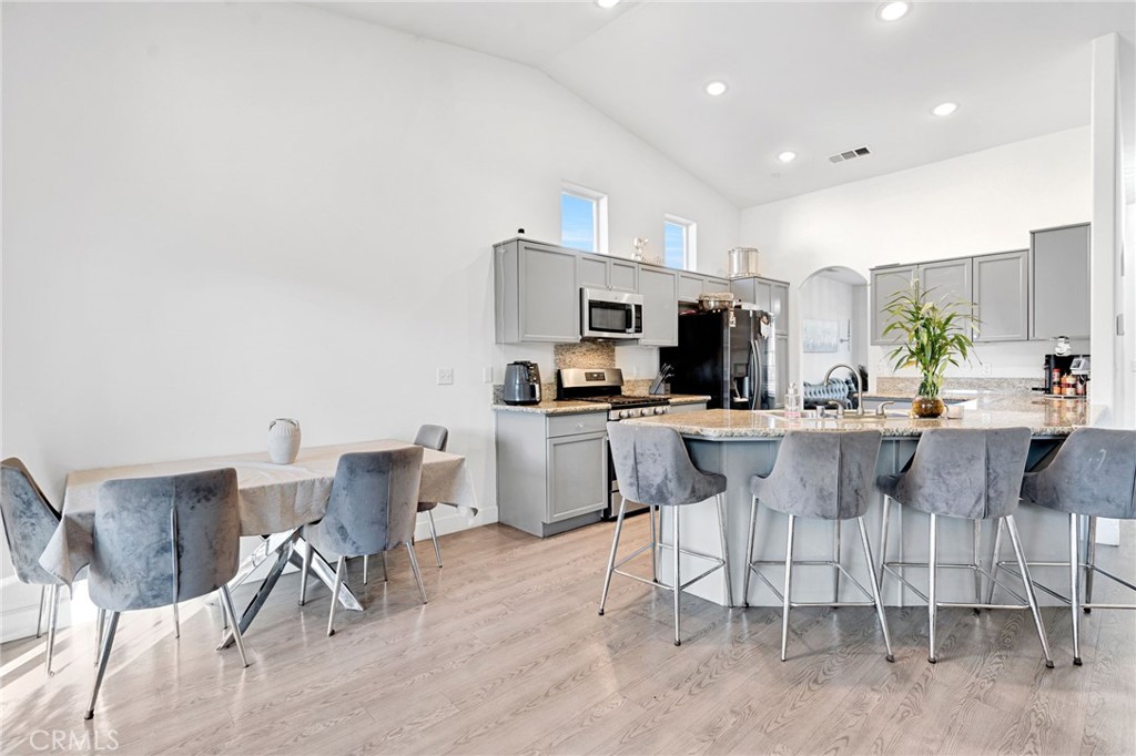 1228 Monterey, Madera, CA 93637