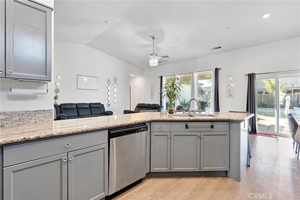 1228 Monterey, Madera, CA 93637