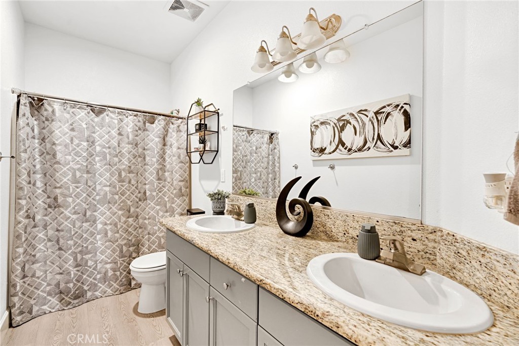 1228 Monterey, Madera, CA 93637