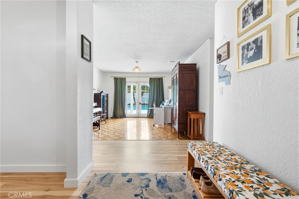 905 Redwood, Lemoore, CA 93245