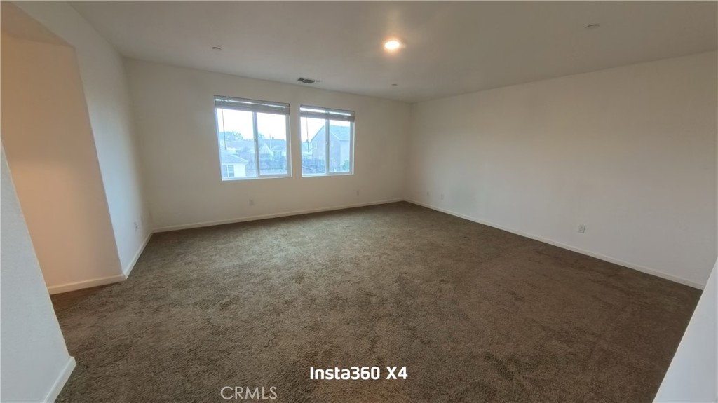 3935 E Myrtle Ave, Visalia, CA 93292