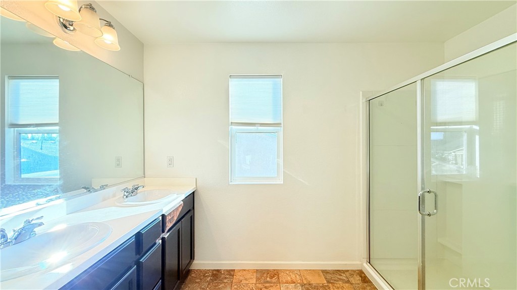 3935 E Myrtle Ave, Visalia, CA 93292