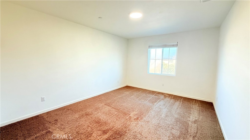 3935 E Myrtle Ave, Visalia, CA 93292