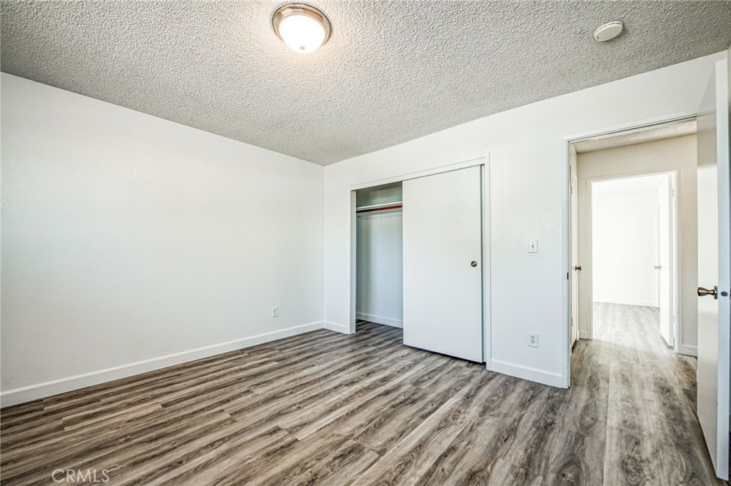 981 N Thorne Ave, Fresno, CA 93728