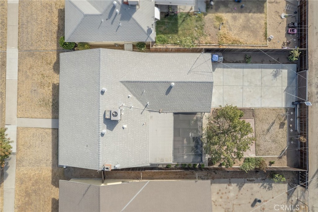 981 N Thorne Ave, Fresno, CA 93728