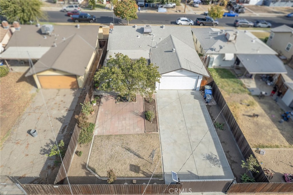 981 N Thorne Ave, Fresno, CA 93728