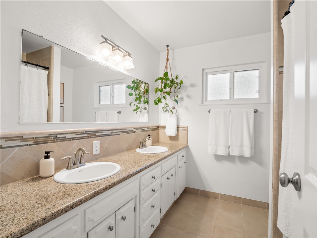 646 E Birch, Fresno, CA 93720