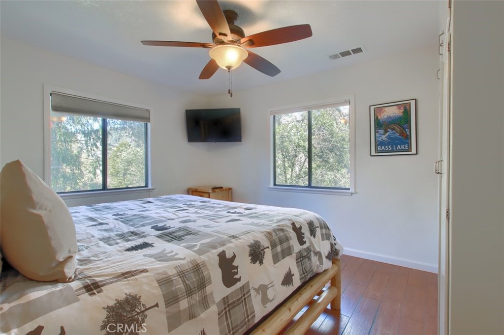 42583 Shady Ln, Oakhurst, CA 93644