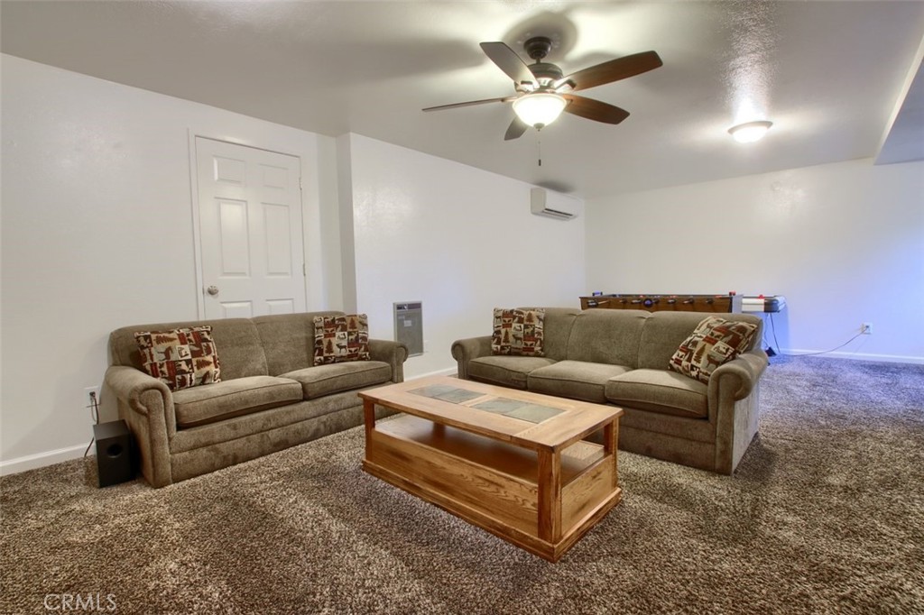 42583 Shady Ln, Oakhurst, CA 93644