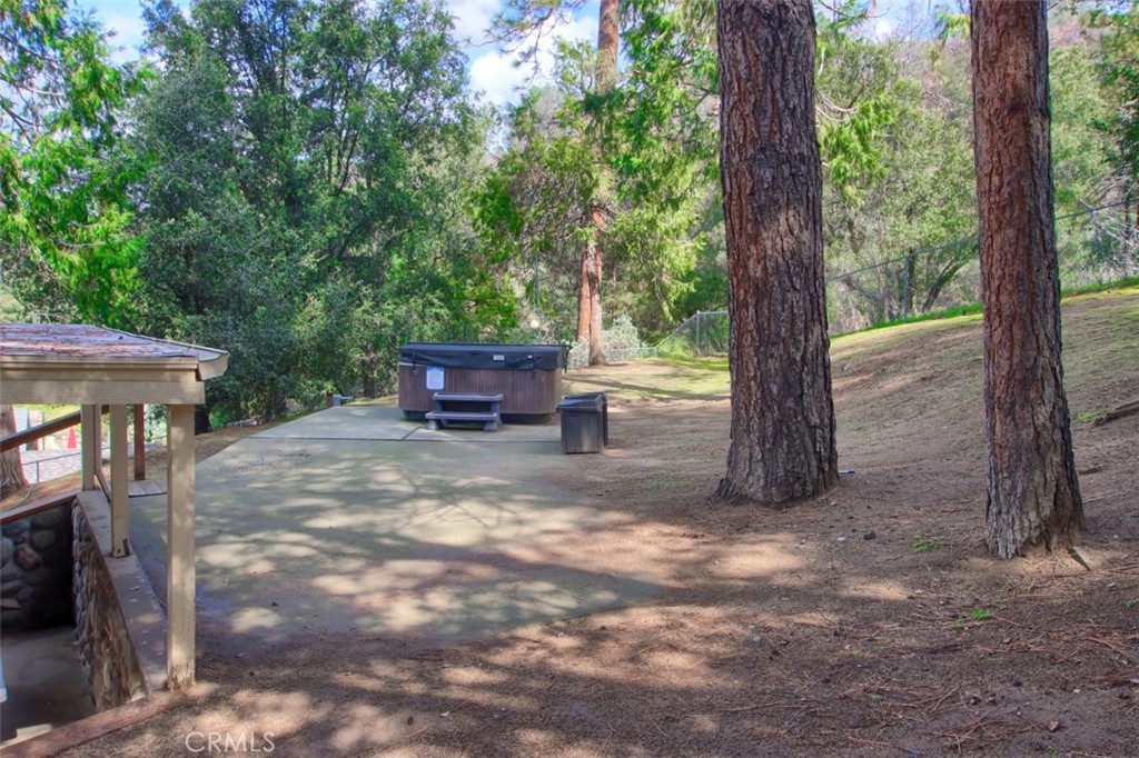 42583 Shady Ln, Oakhurst, CA 93644