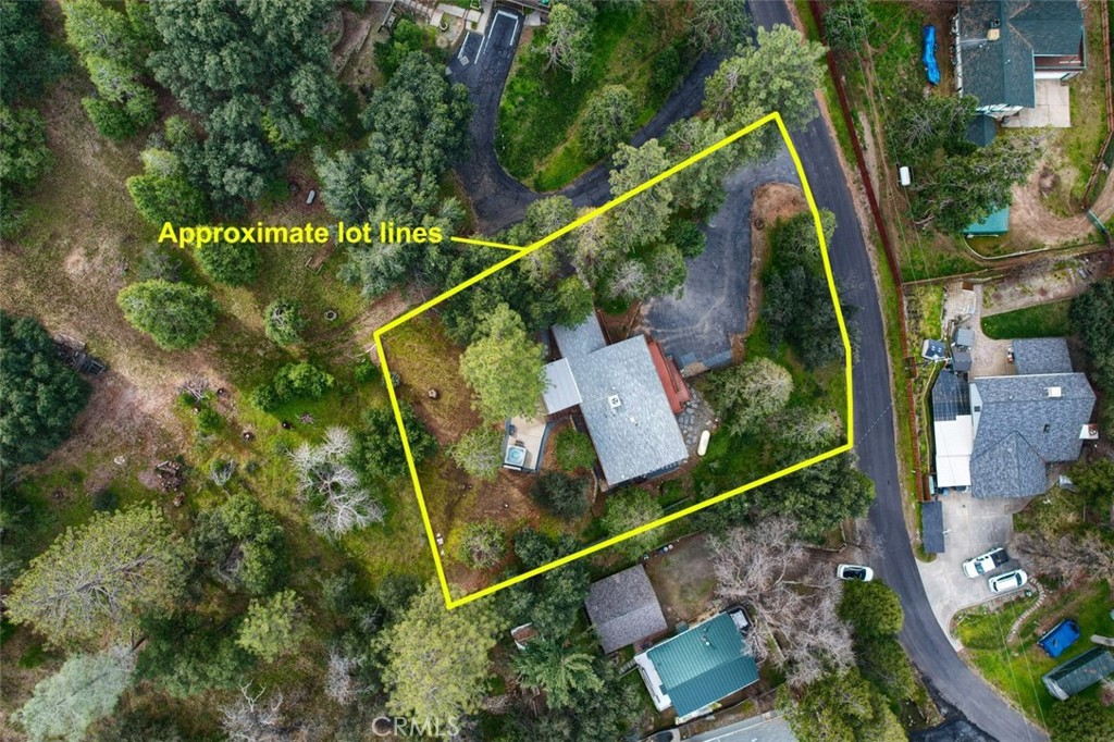 42583 Shady Ln, Oakhurst, CA 93644