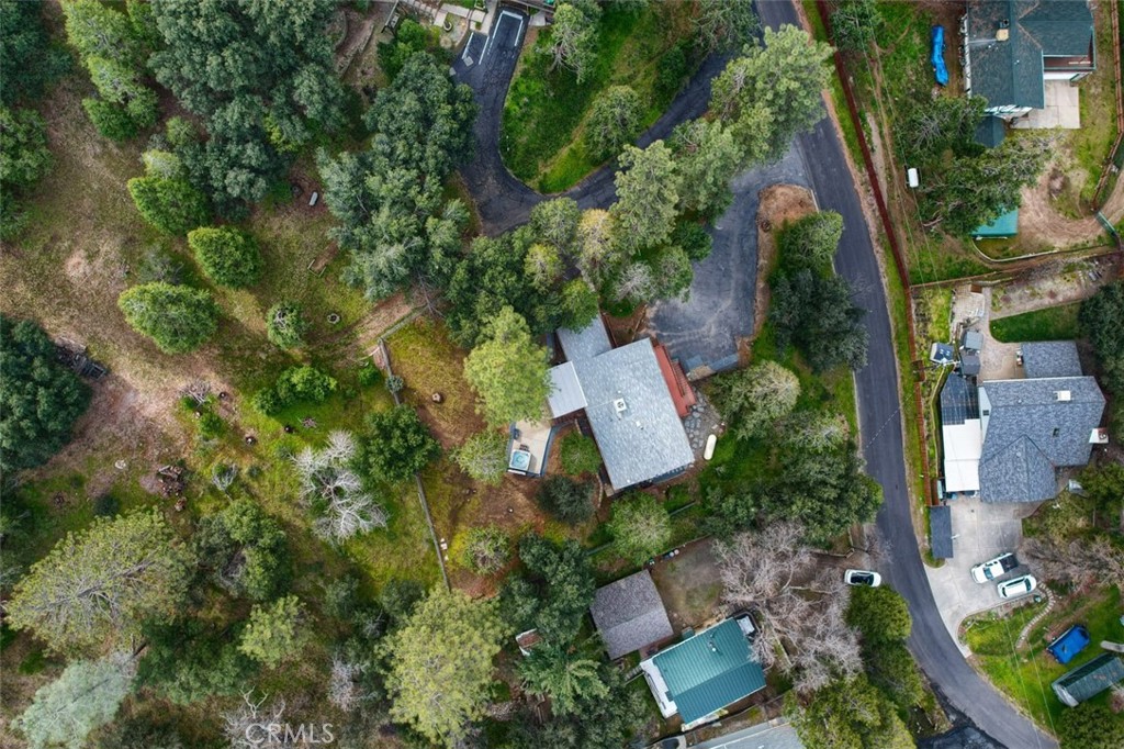 42583 Shady Ln, Oakhurst, CA 93644