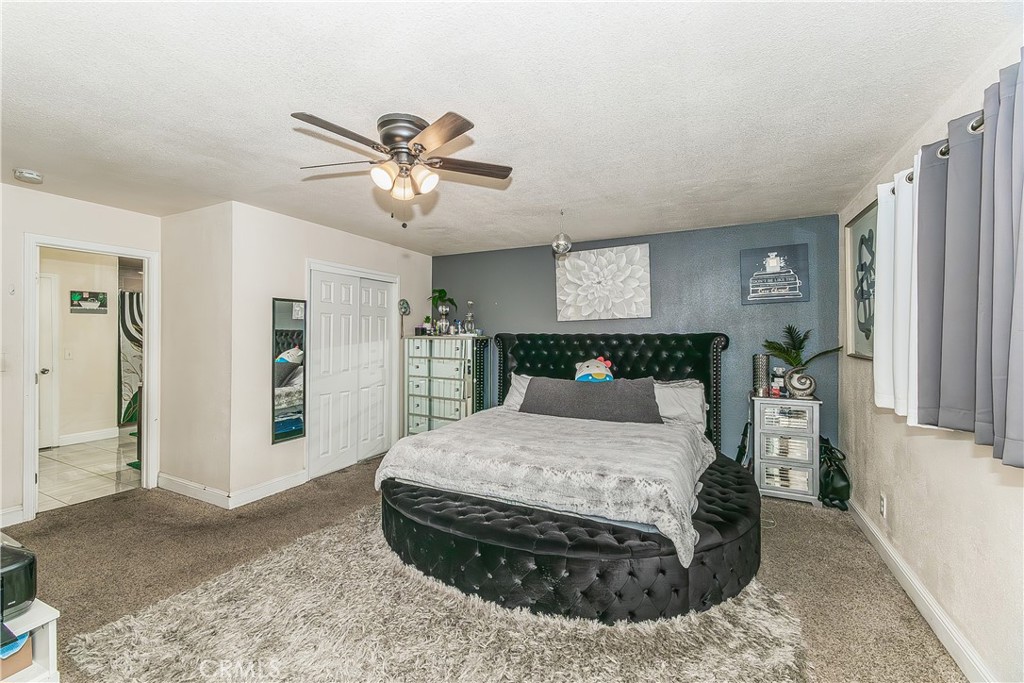 2467 S Holloway Ave, Fresno, CA 93725