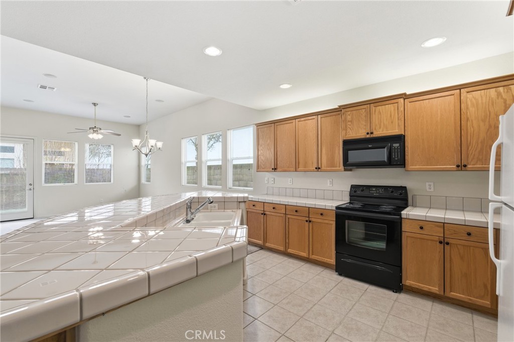 2450 Como Corte, Chowchilla, CA 93610