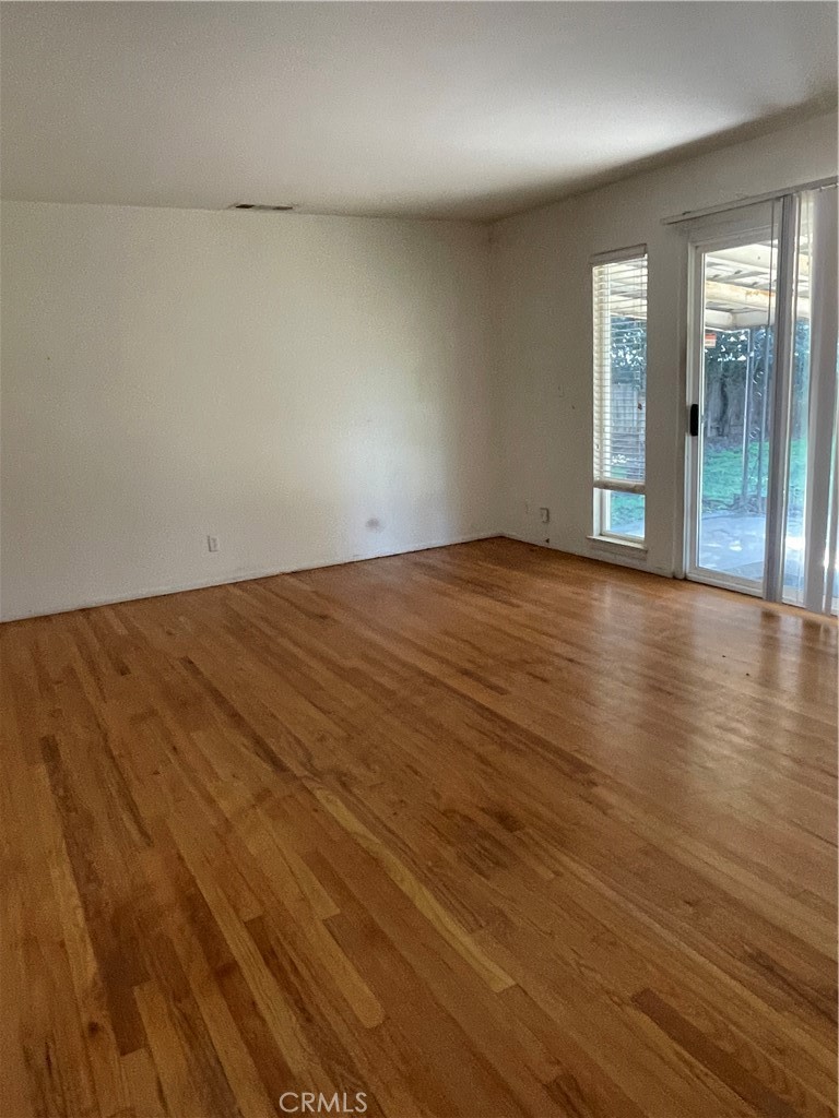 4467 N Van Dyke, Fresno, CA 93705