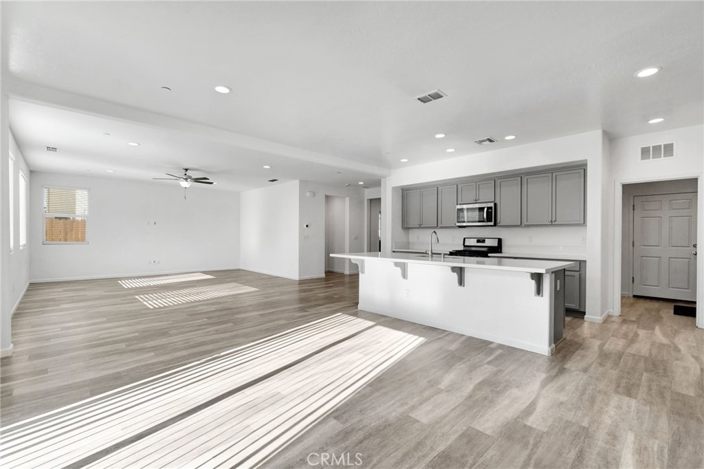 6647 East Vassar, Fresno, CA 93727