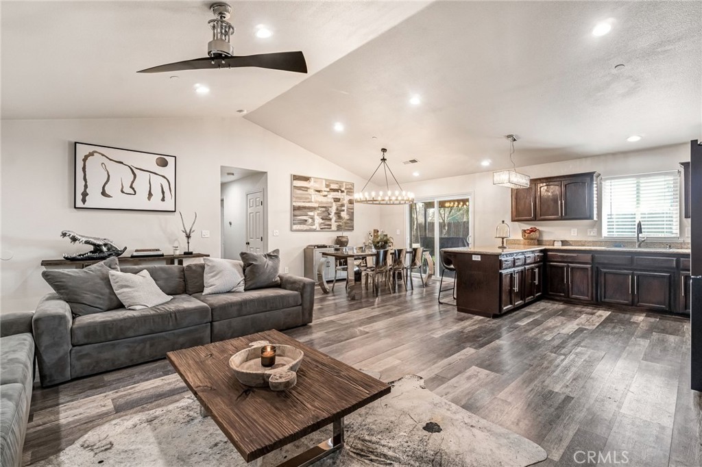 25802 El Monte, Madera, CA 93638