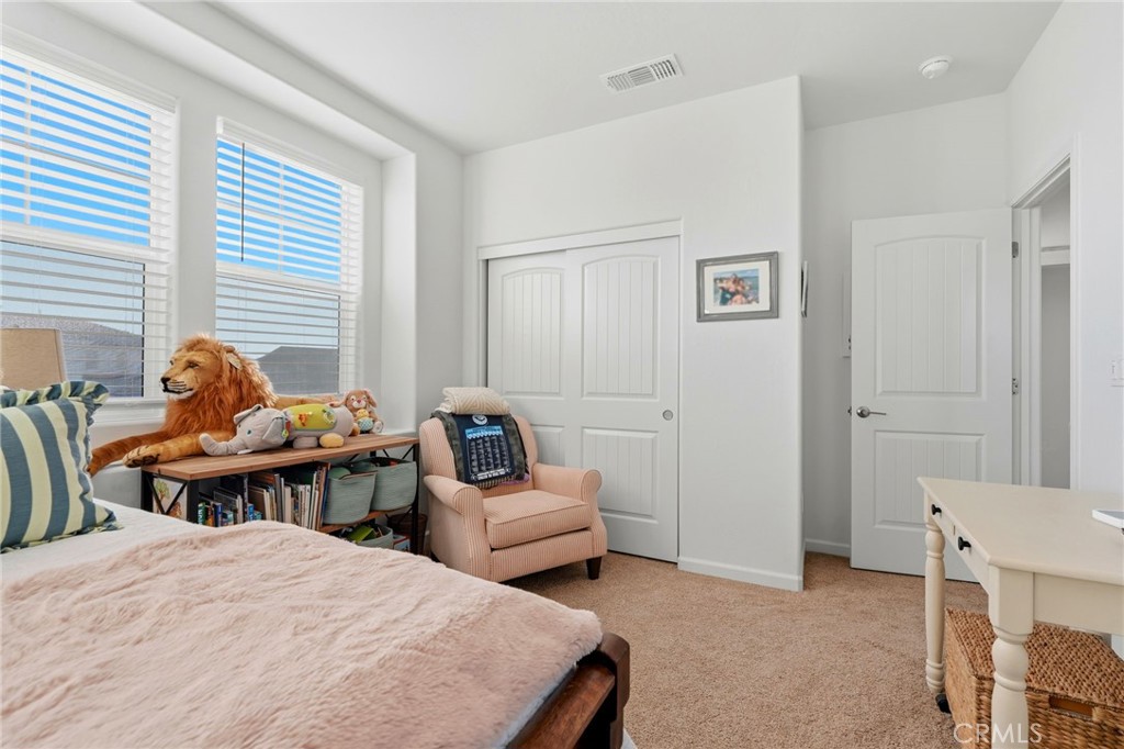 2566 Muscat, Hanford, CA 93230