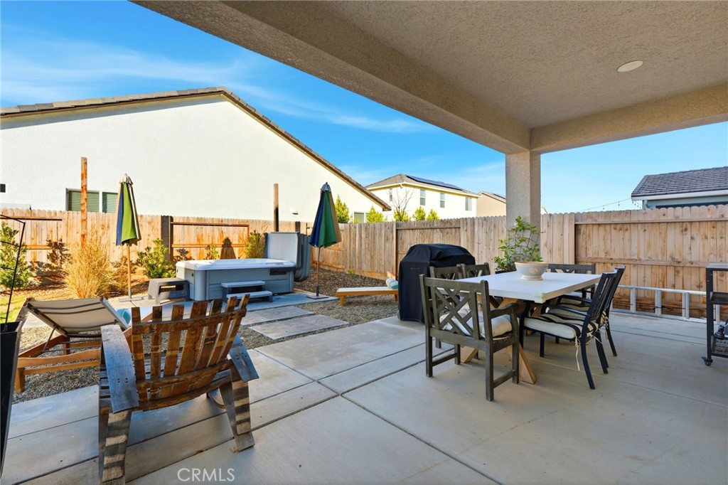 2566 Muscat, Hanford, CA 93230