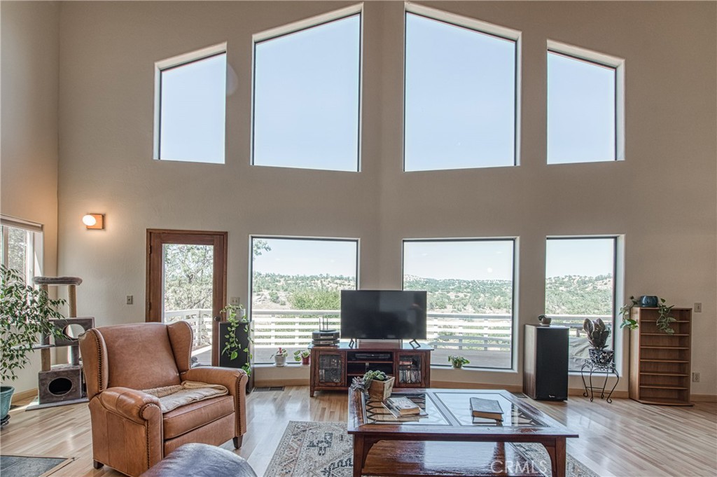 41576 Road 406, Coarsegold, CA 93614