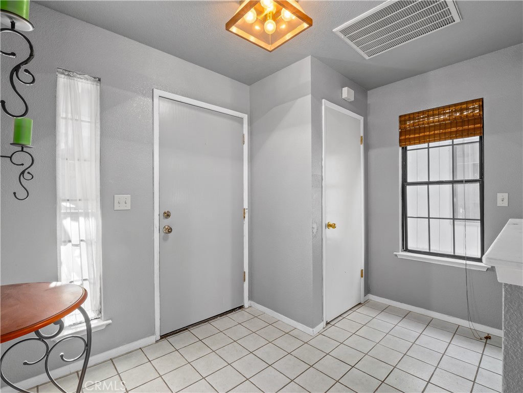 40557 Saddleback Rd, Bass Lake, CA 93604