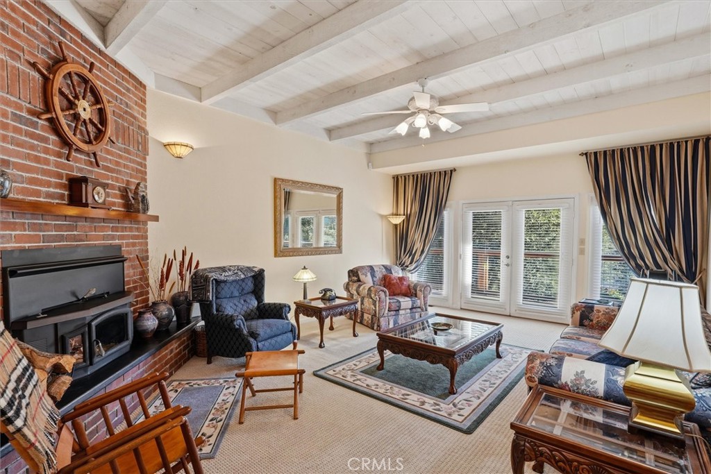 39309 Forest Park Ln, Oakhurst, CA 93644