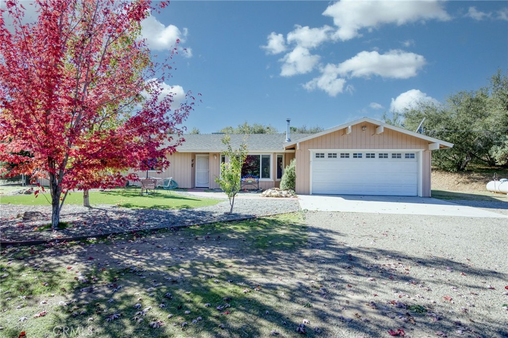 31623 Buck Run Ln, Coarsegold, CA 93614