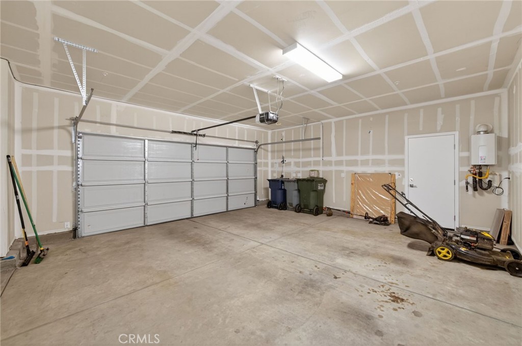 2431 Creekview, Merced, CA 95340