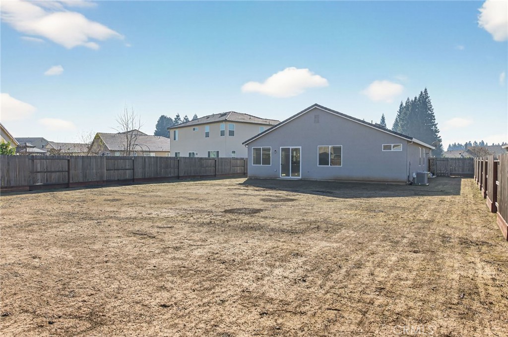 2431 Creekview, Merced, CA 95340