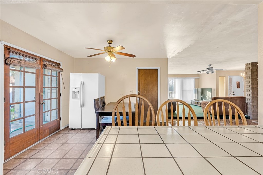 2160 3rd St, Sanger, CA 93657