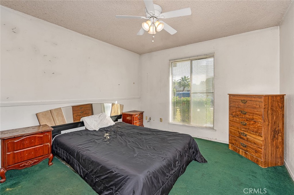 2160 3rd St, Sanger, CA 93657