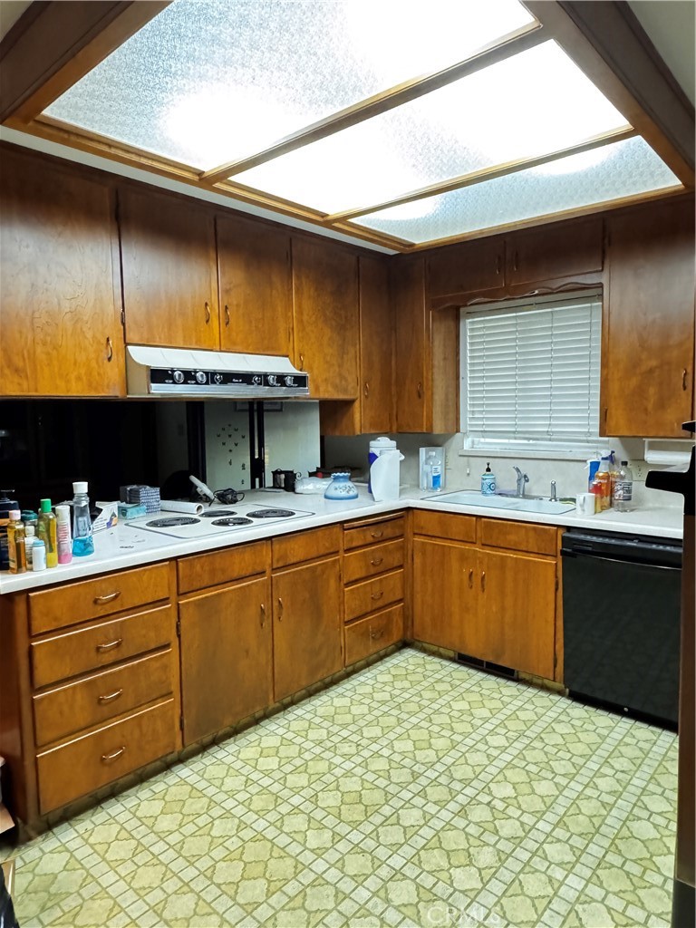 3146 W Harvard, Visalia, CA 93277