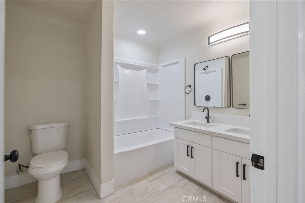 600 E Tulare, Avenal, CA 93204