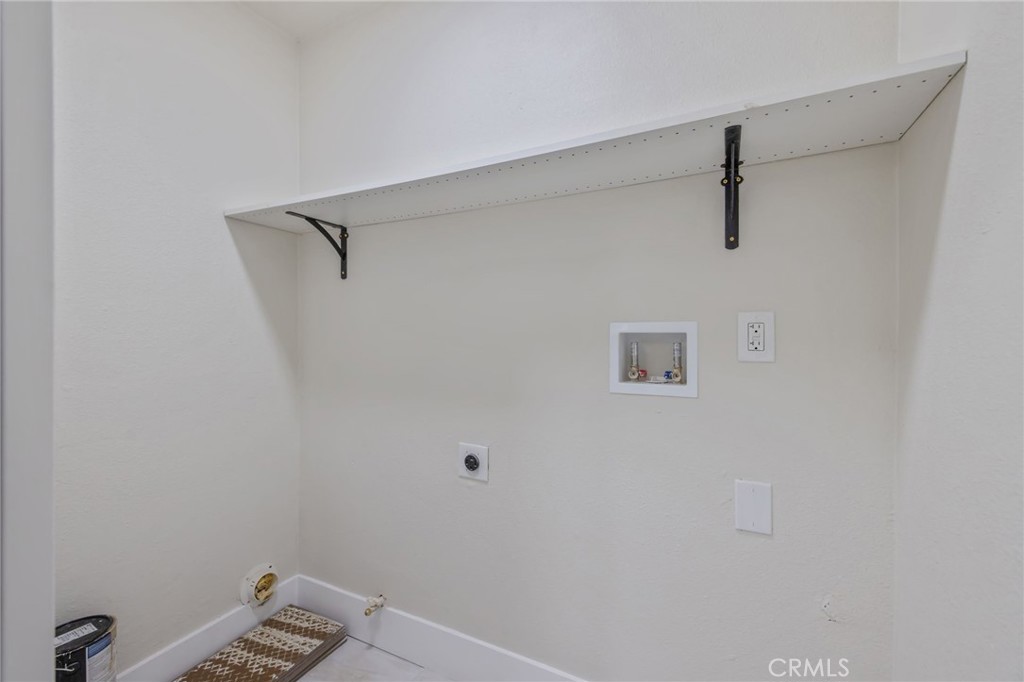 600 E Tulare, Avenal, CA 93204