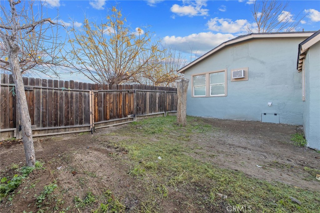 600 E Tulare, Avenal, CA 93204