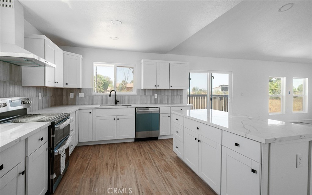 15758 Mark, Madera, CA 93636