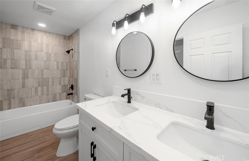 15758 Mark, Madera, CA 93636