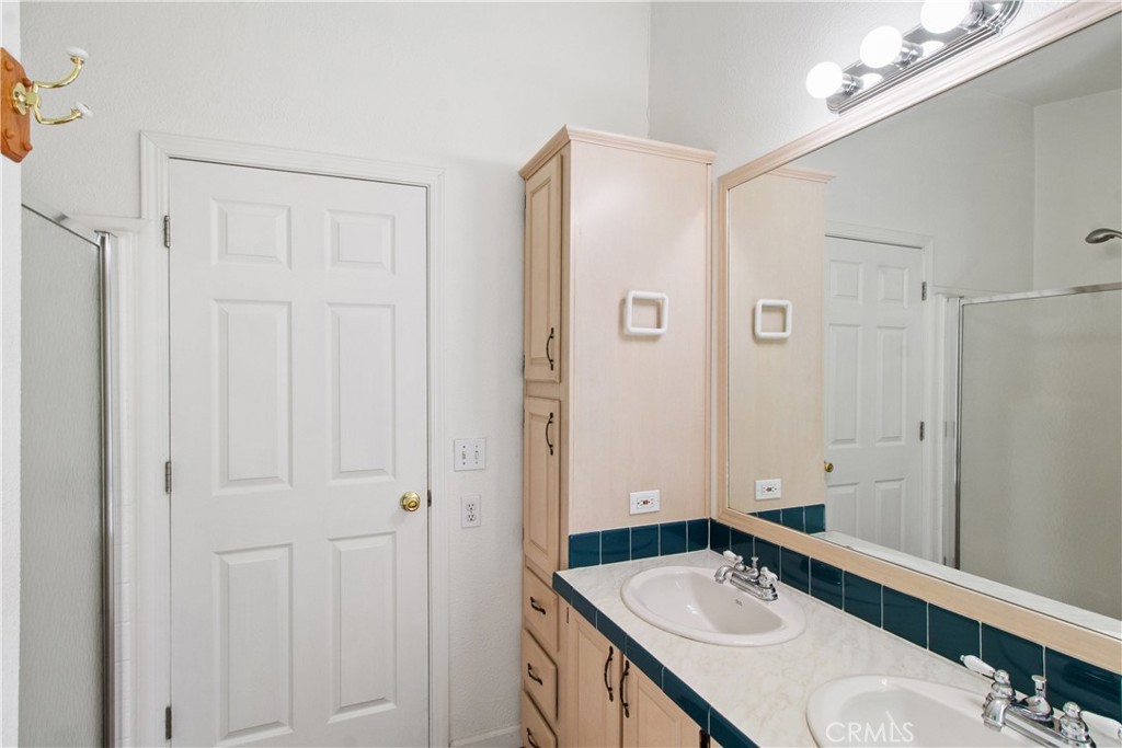 1500 Held, Modesto, CA 95355