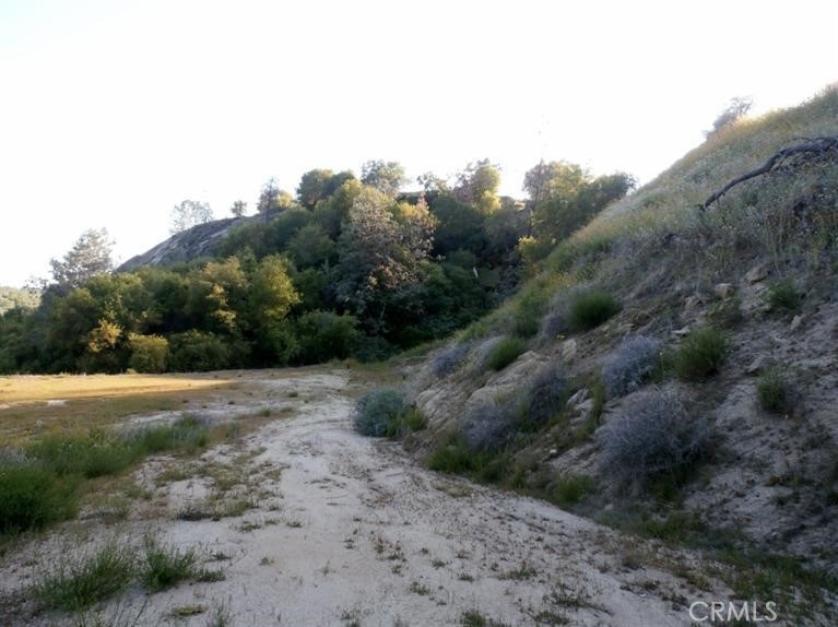 37 Lynx Ln, Prather, CA 93651