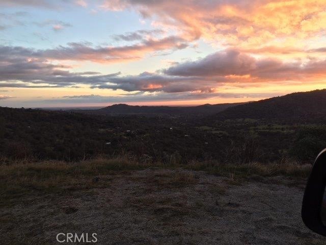 37 Lynx Ln, Prather, CA 93651