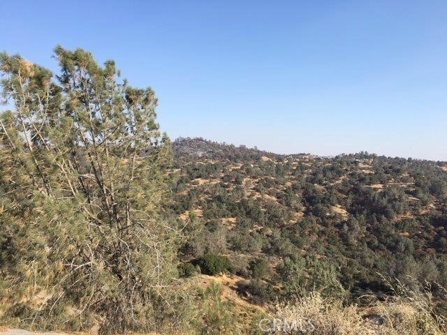 37 Lynx Ln, Prather, CA 93651