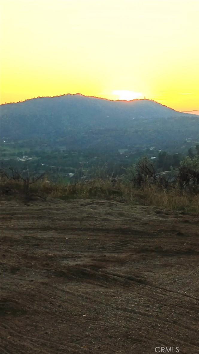 37 Lynx Ln, Prather, CA 93651