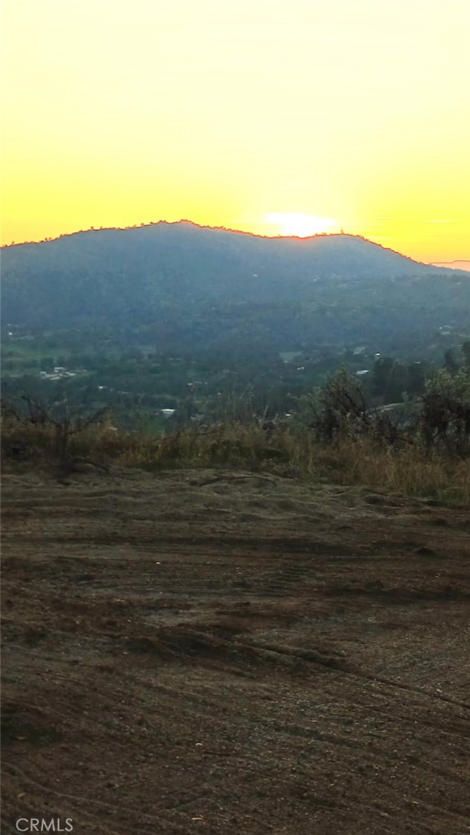 37 Lynx Ln, Prather, CA 93651