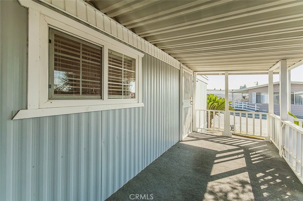 371 Bethel Ave, Sanger, CA 93657