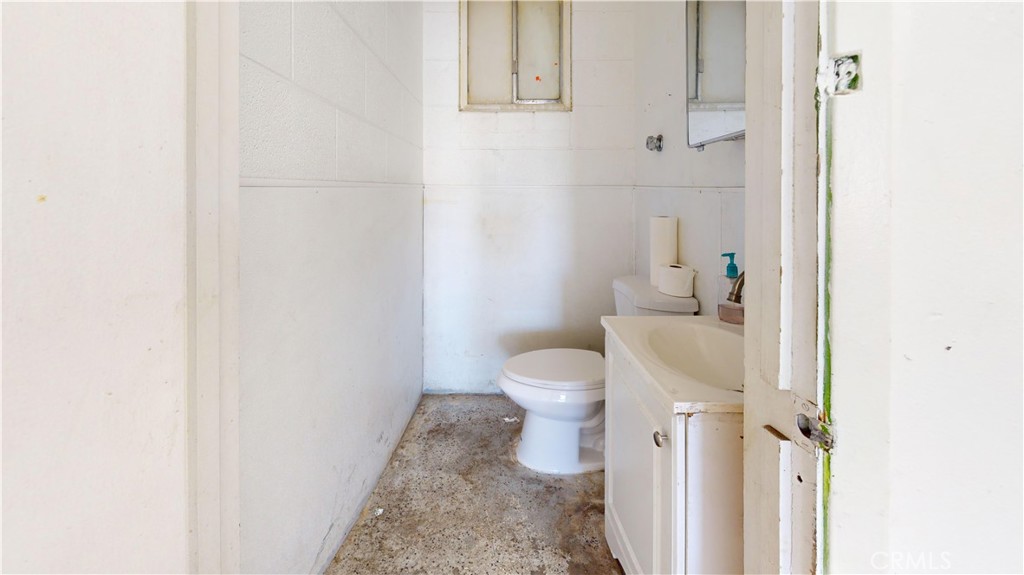 4330 E Belmont, Fresno, CA 93702