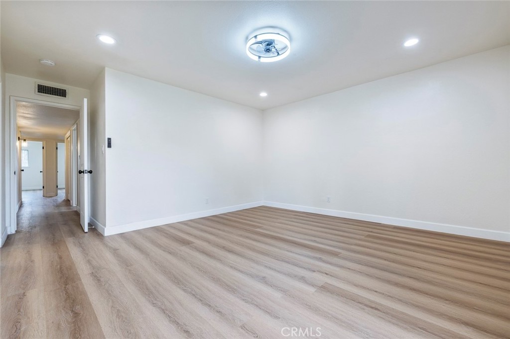 5167 E Balch Ave, Fresno, CA 93727