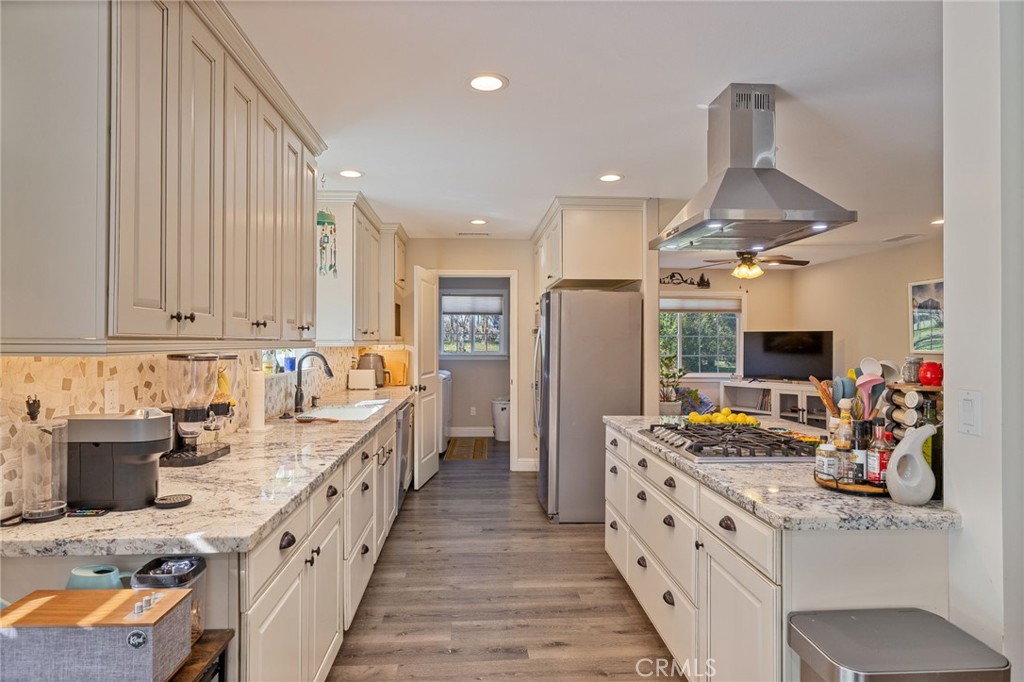 42918 HWY 49, Ahwahnee, CA 93601